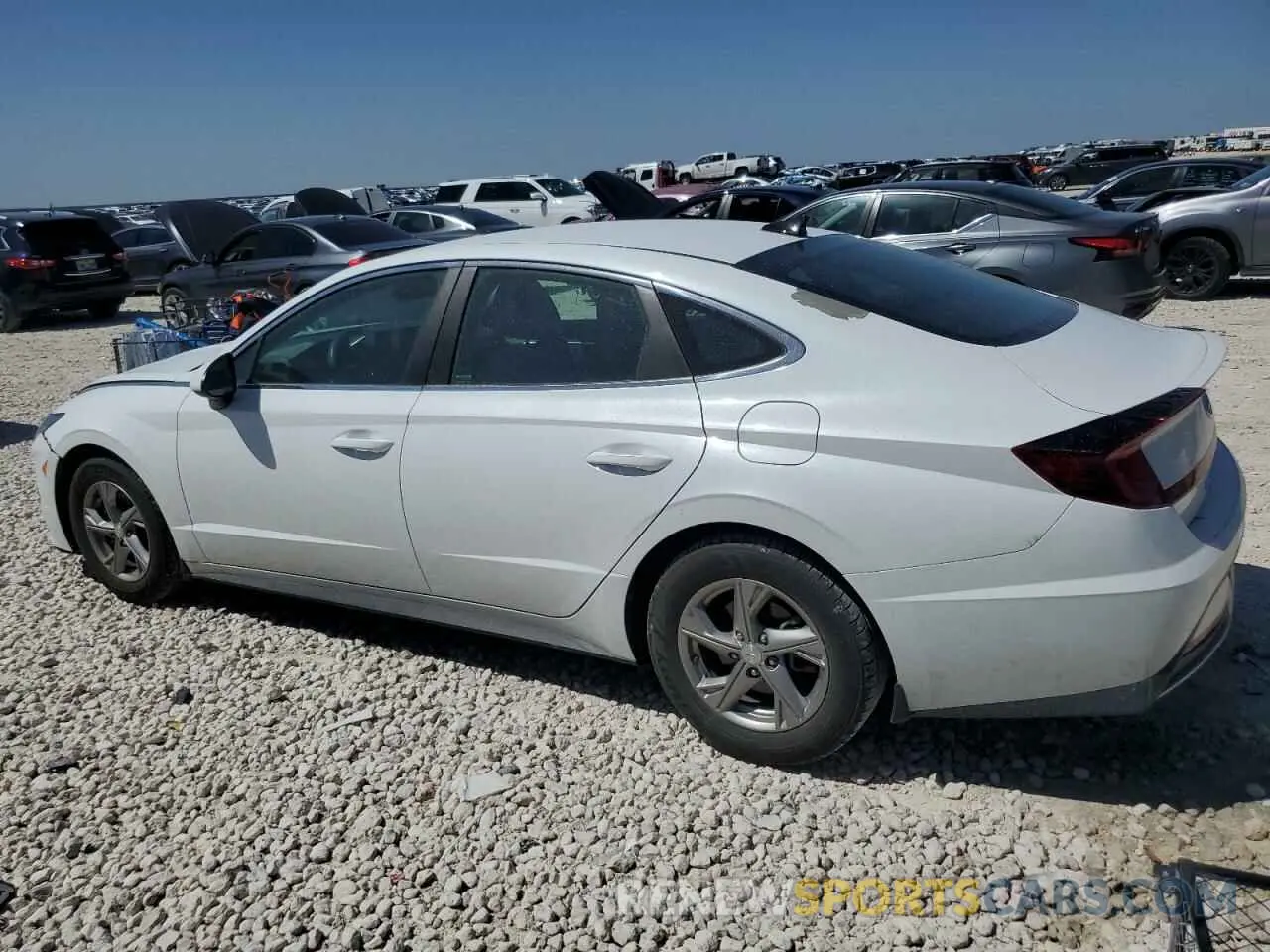 2 Photograph of a damaged car 5NPEG4JA8LH059210 HYUNDAI SONATA 2020