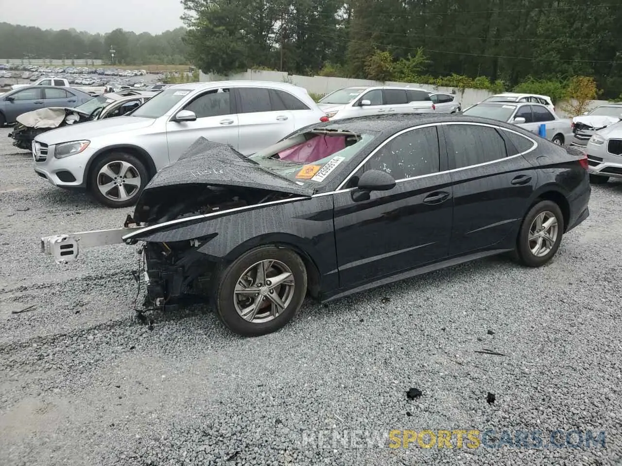 1 Photograph of a damaged car 5NPEG4JA9LH012798 HYUNDAI SONATA 2020