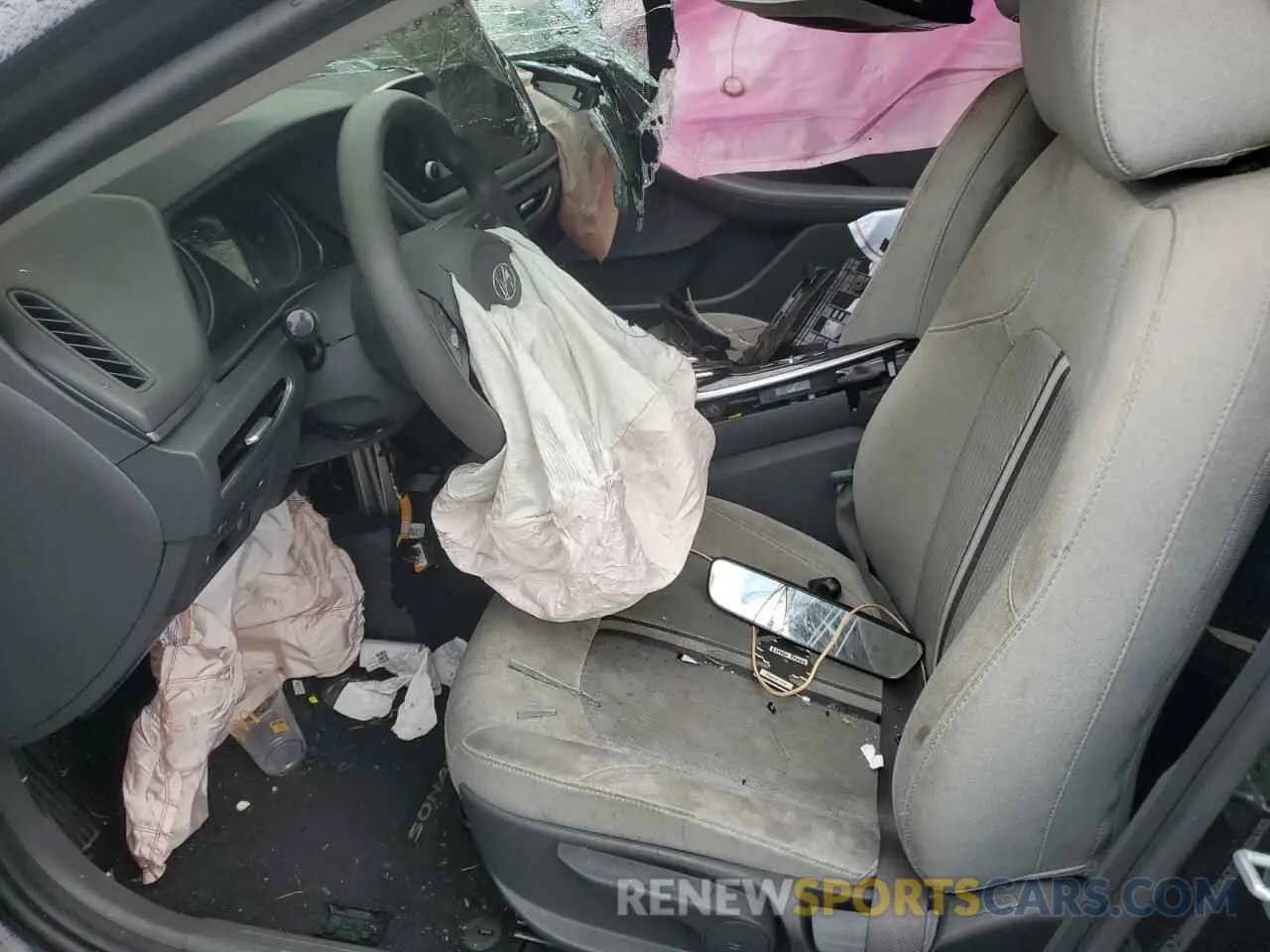 7 Photograph of a damaged car 5NPEG4JA9LH012798 HYUNDAI SONATA 2020