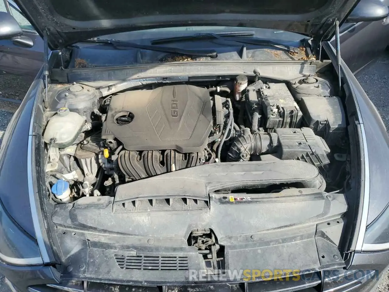 11 Photograph of a damaged car 5NPEG4JA9LH040956 HYUNDAI SONATA 2020