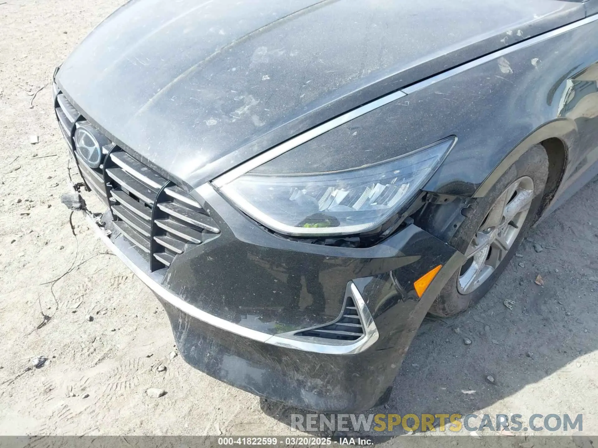 6 Photograph of a damaged car 5NPEG4JA9LH056882 HYUNDAI SONATA 2020