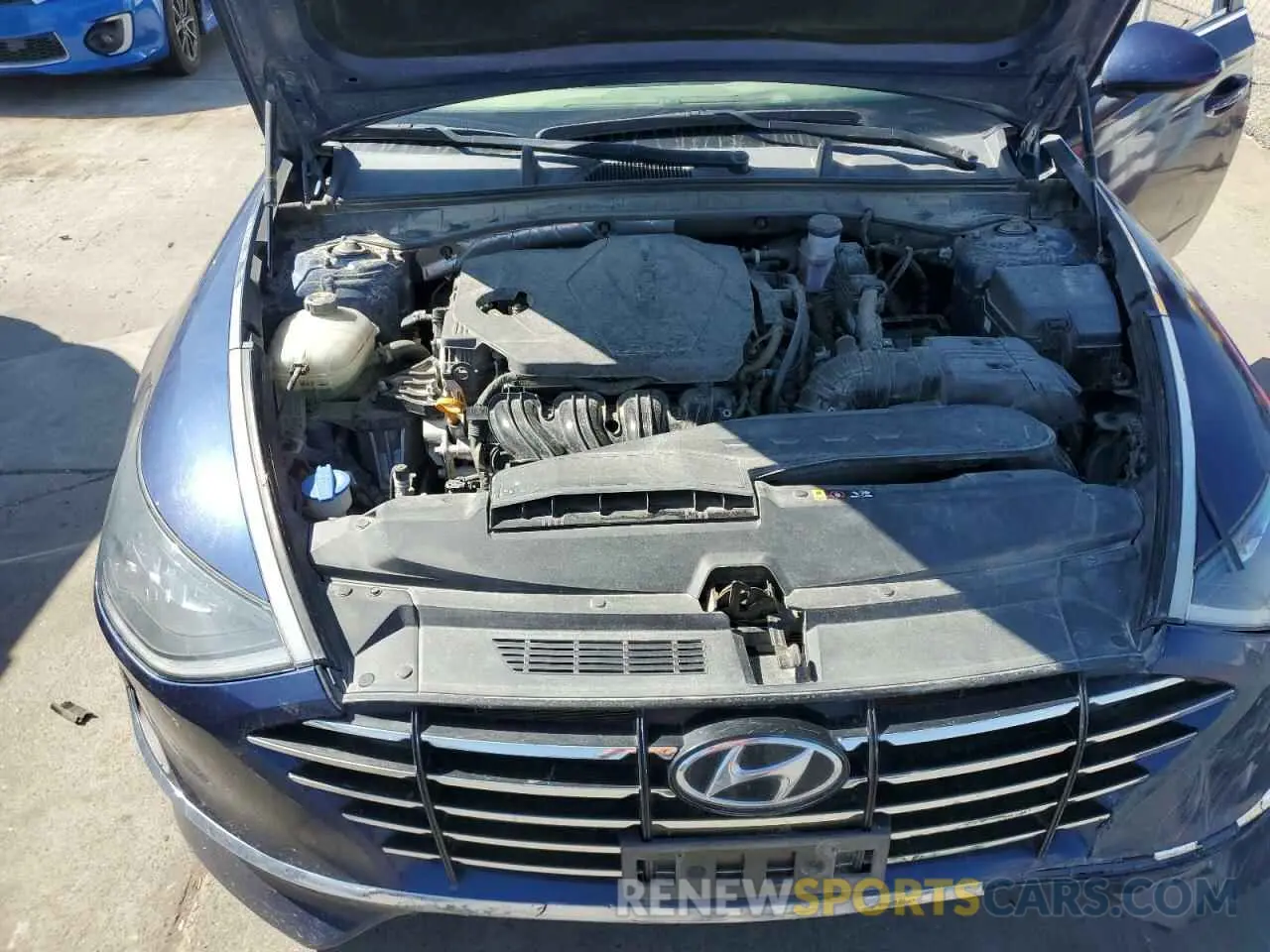 11 Photograph of a damaged car 5NPEG4JAXLH045065 HYUNDAI SONATA 2020