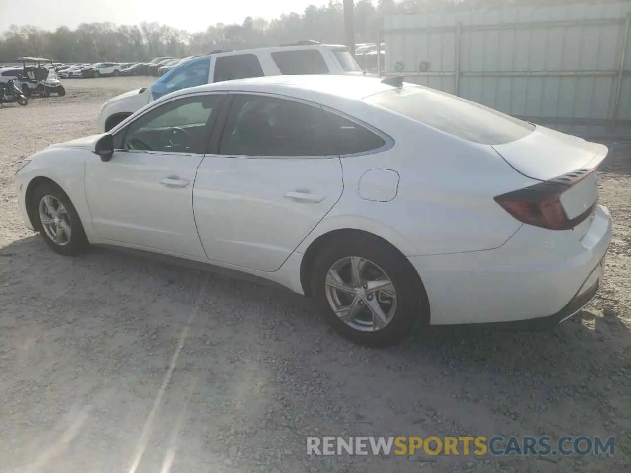 2 Photograph of a damaged car 5NPEG4JAXLH051948 HYUNDAI SONATA 2020