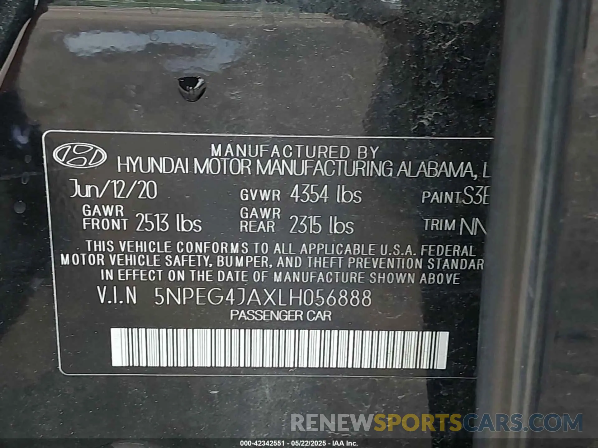 9 Photograph of a damaged car 5NPEG4JAXLH056888 HYUNDAI SONATA 2020