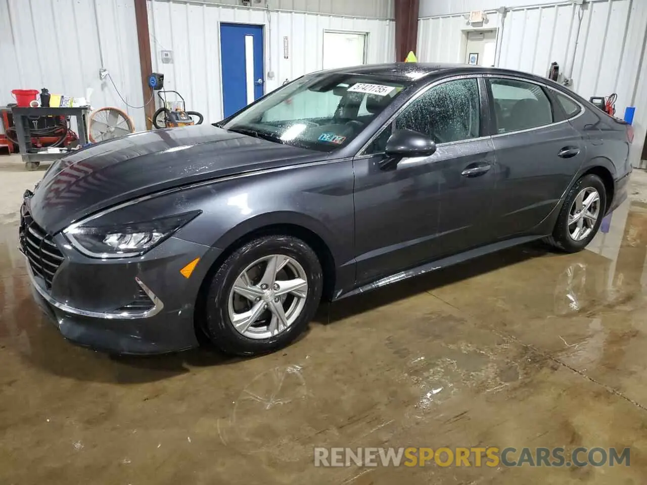 1 Photograph of a damaged car 5NPEG4JAXLH058964 HYUNDAI SONATA 2020