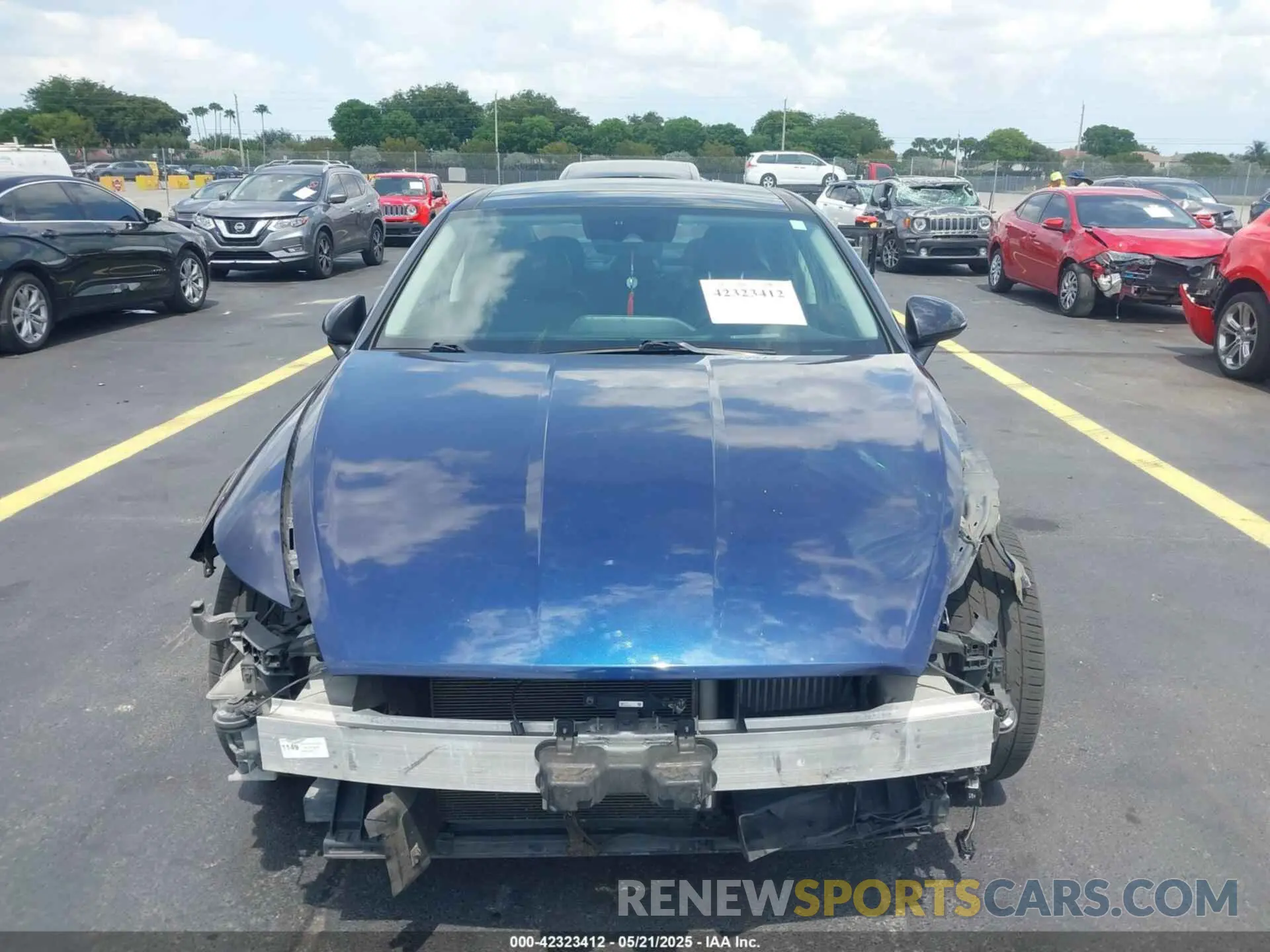 13 Photograph of a damaged car 5NPEH4J21LH050063 HYUNDAI SONATA 2020