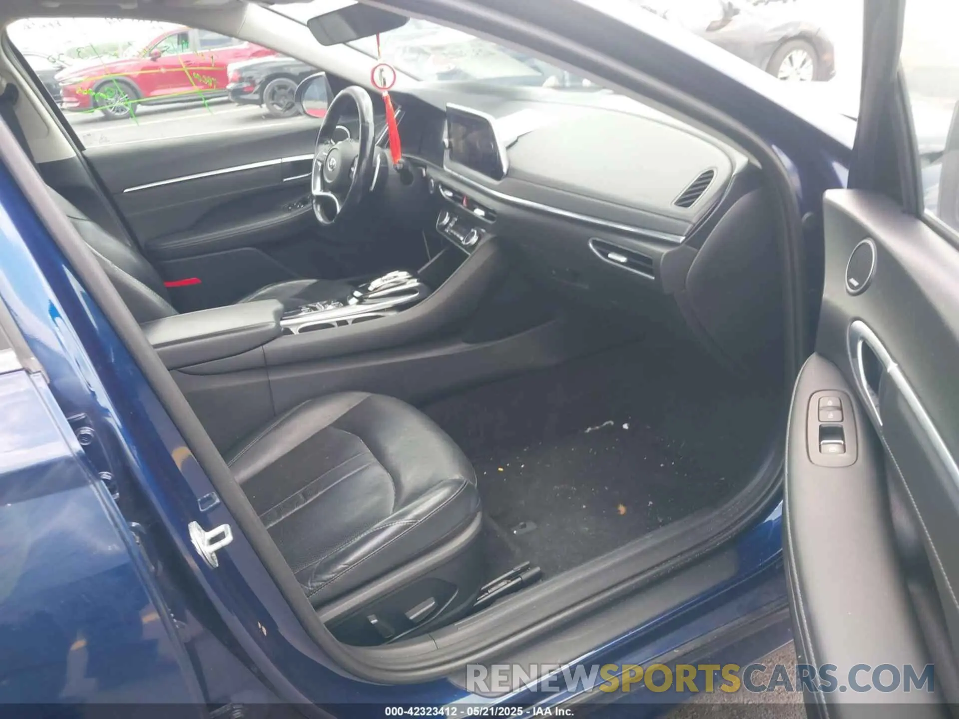 5 Photograph of a damaged car 5NPEH4J21LH050063 HYUNDAI SONATA 2020