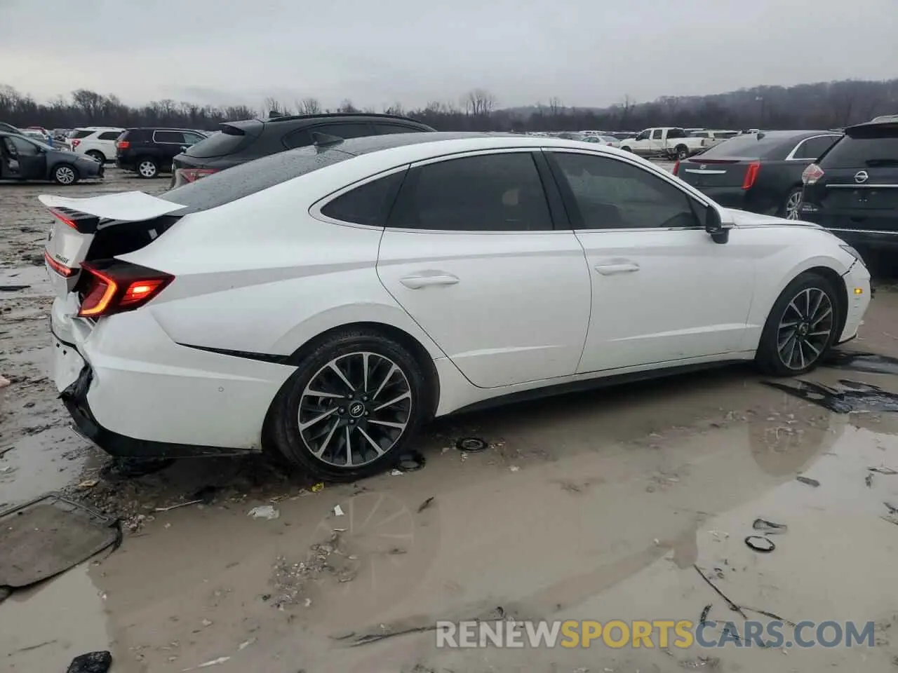 3 Photograph of a damaged car 5NPEH4J23LH023480 HYUNDAI SONATA 2020