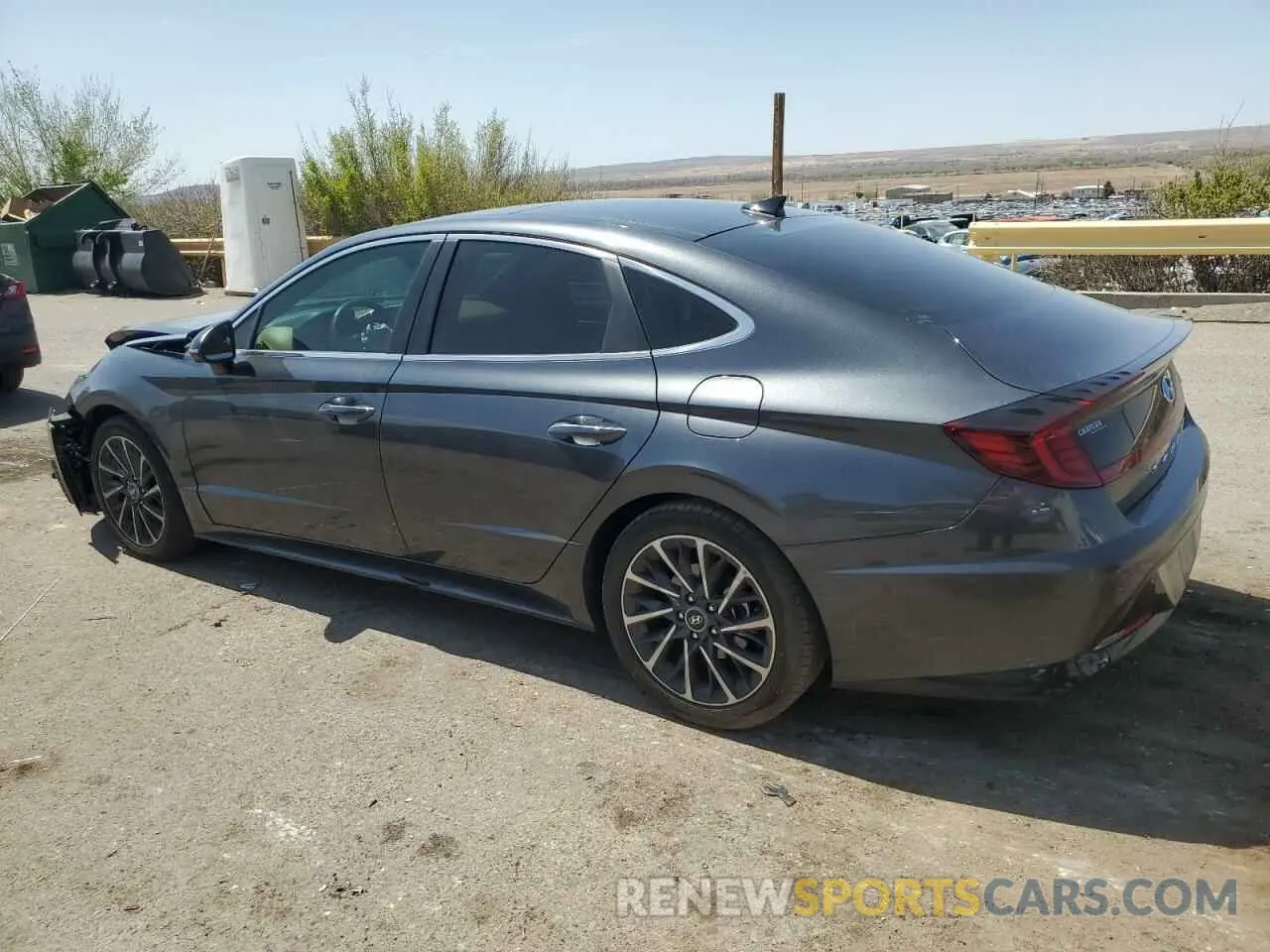 2 Photograph of a damaged car 5NPEH4J24LH021995 HYUNDAI SONATA 2020