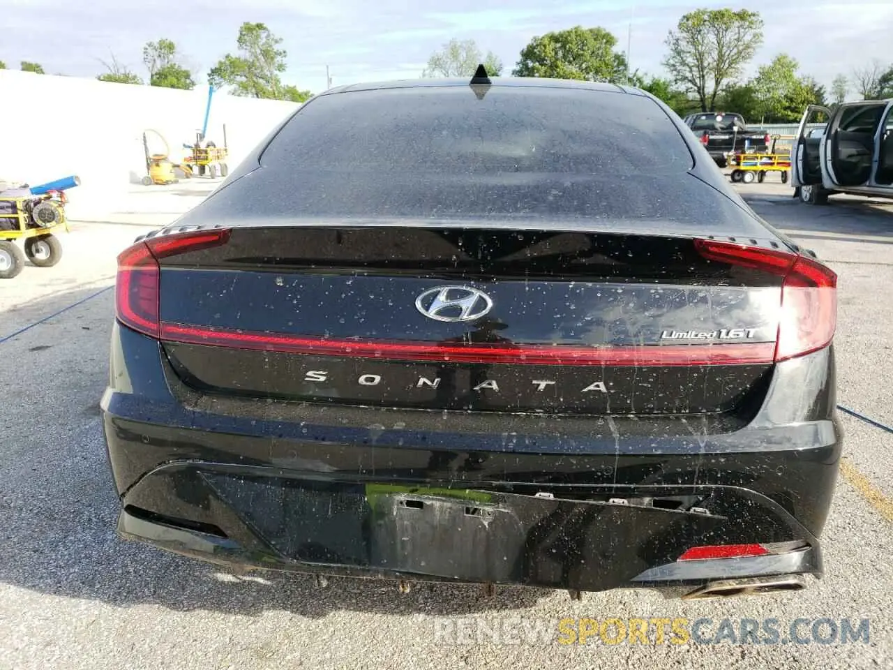 6 Photograph of a damaged car 5NPEH4J24LH031684 HYUNDAI SONATA 2020