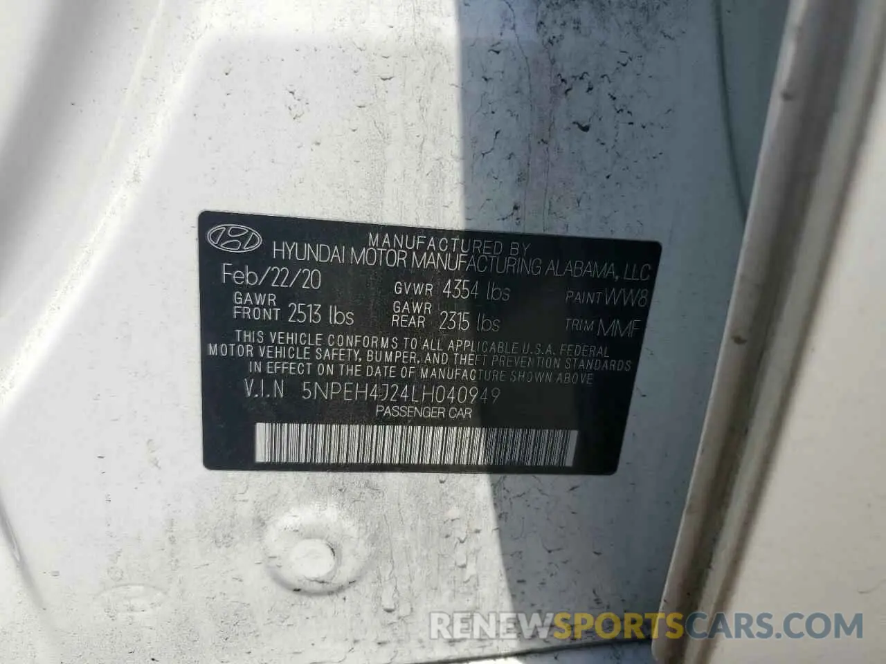 12 Photograph of a damaged car 5NPEH4J24LH040949 HYUNDAI SONATA 2020