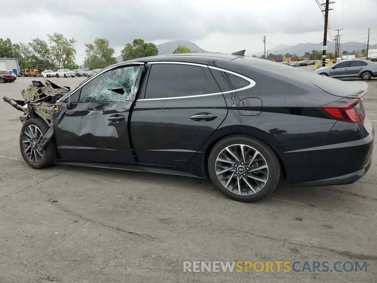 2 Photograph of a damaged car 5NPEH4J27LH002535 HYUNDAI SONATA 2020
