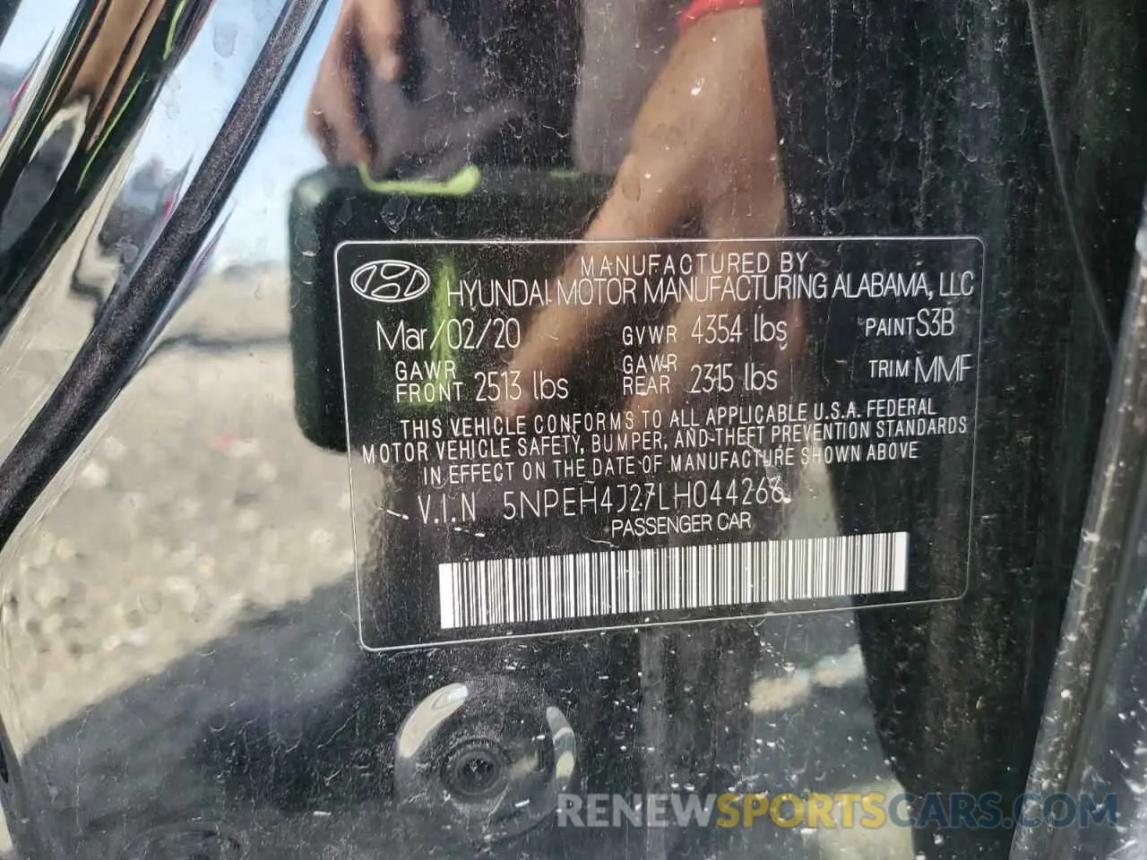12 Photograph of a damaged car 5NPEH4J27LH044266 HYUNDAI SONATA 2020