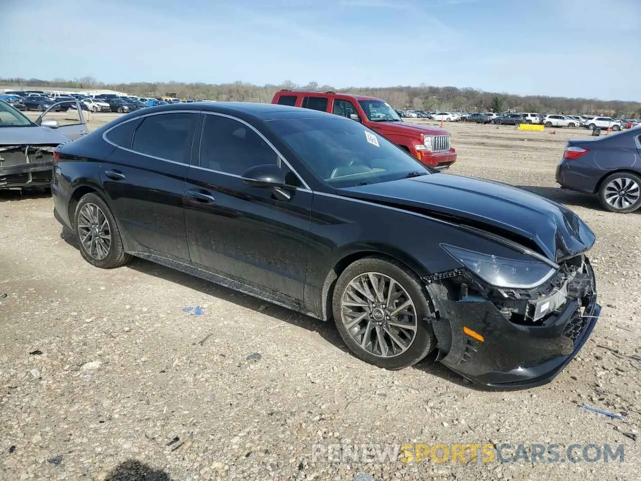 4 Photograph of a damaged car 5NPEH4J27LH044266 HYUNDAI SONATA 2020