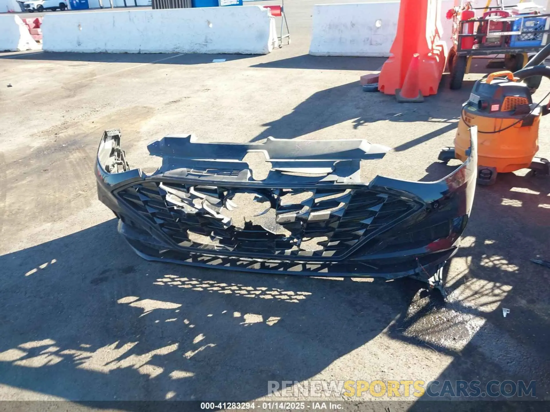 12 Photograph of a damaged car 5NPEH4J28LH032174 HYUNDAI SONATA 2020