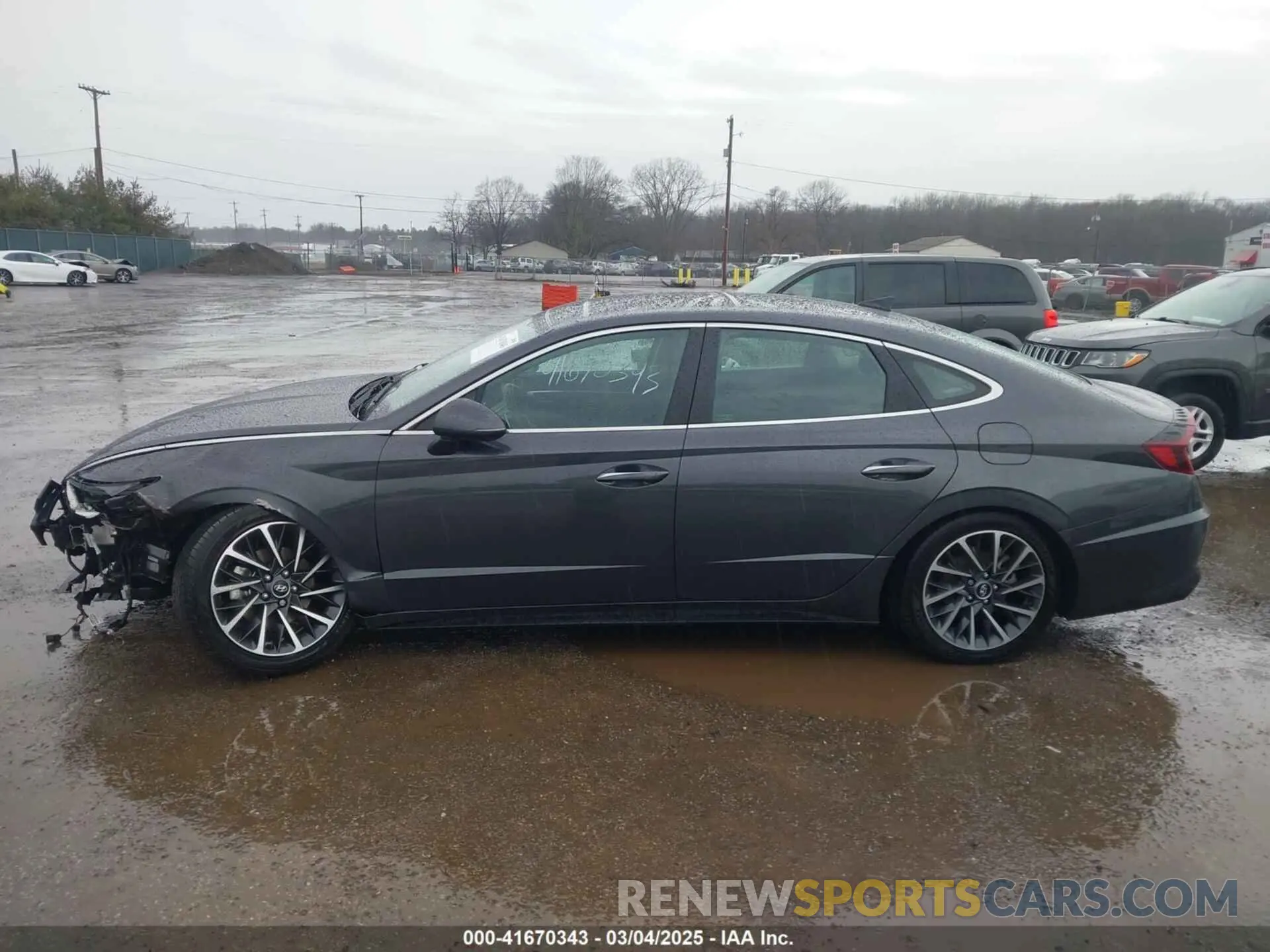 14 Photograph of a damaged car 5NPEH4J29LH031504 HYUNDAI SONATA 2020