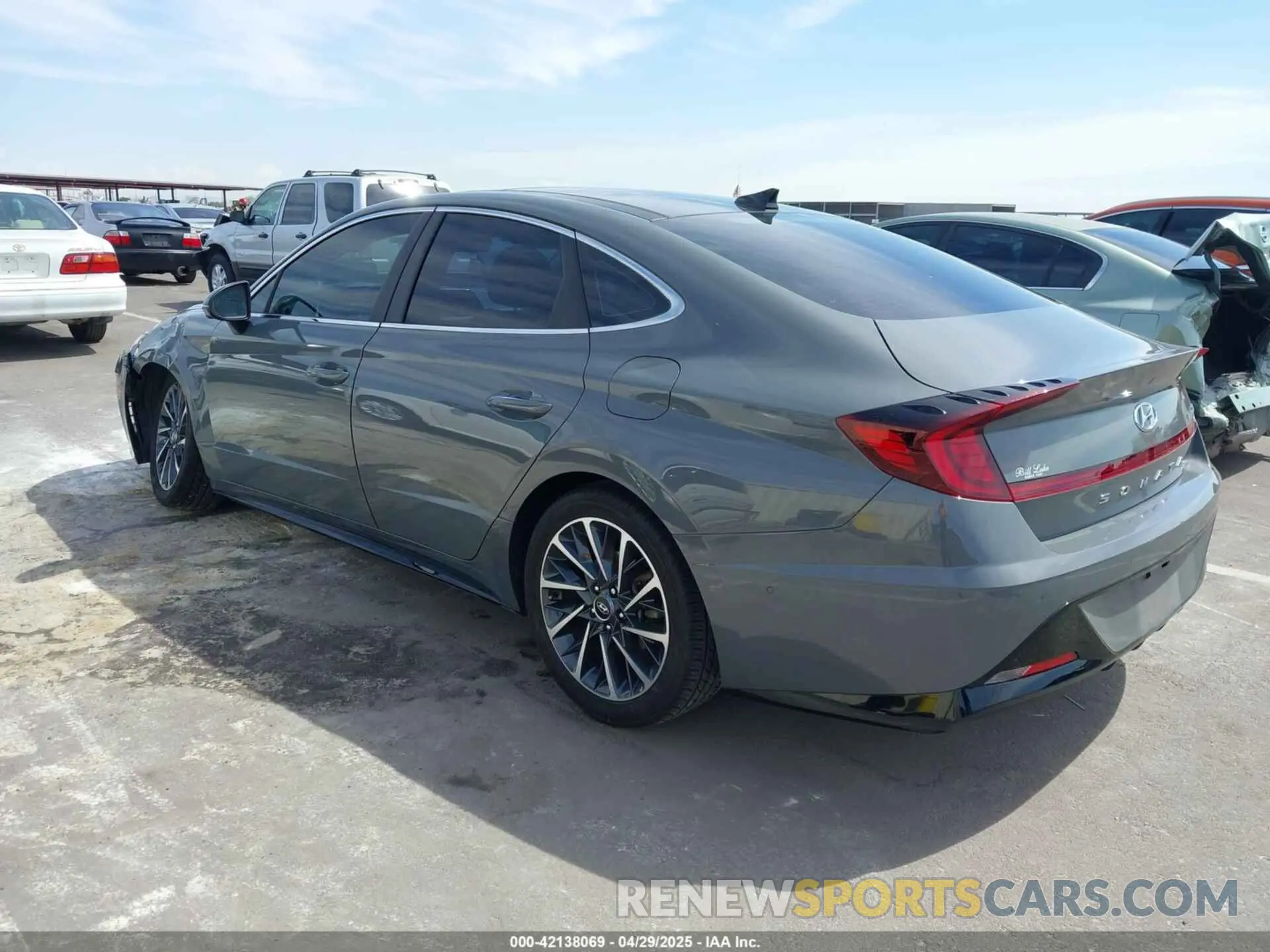 3 Photograph of a damaged car 5NPEH4J29LH050604 HYUNDAI SONATA 2020