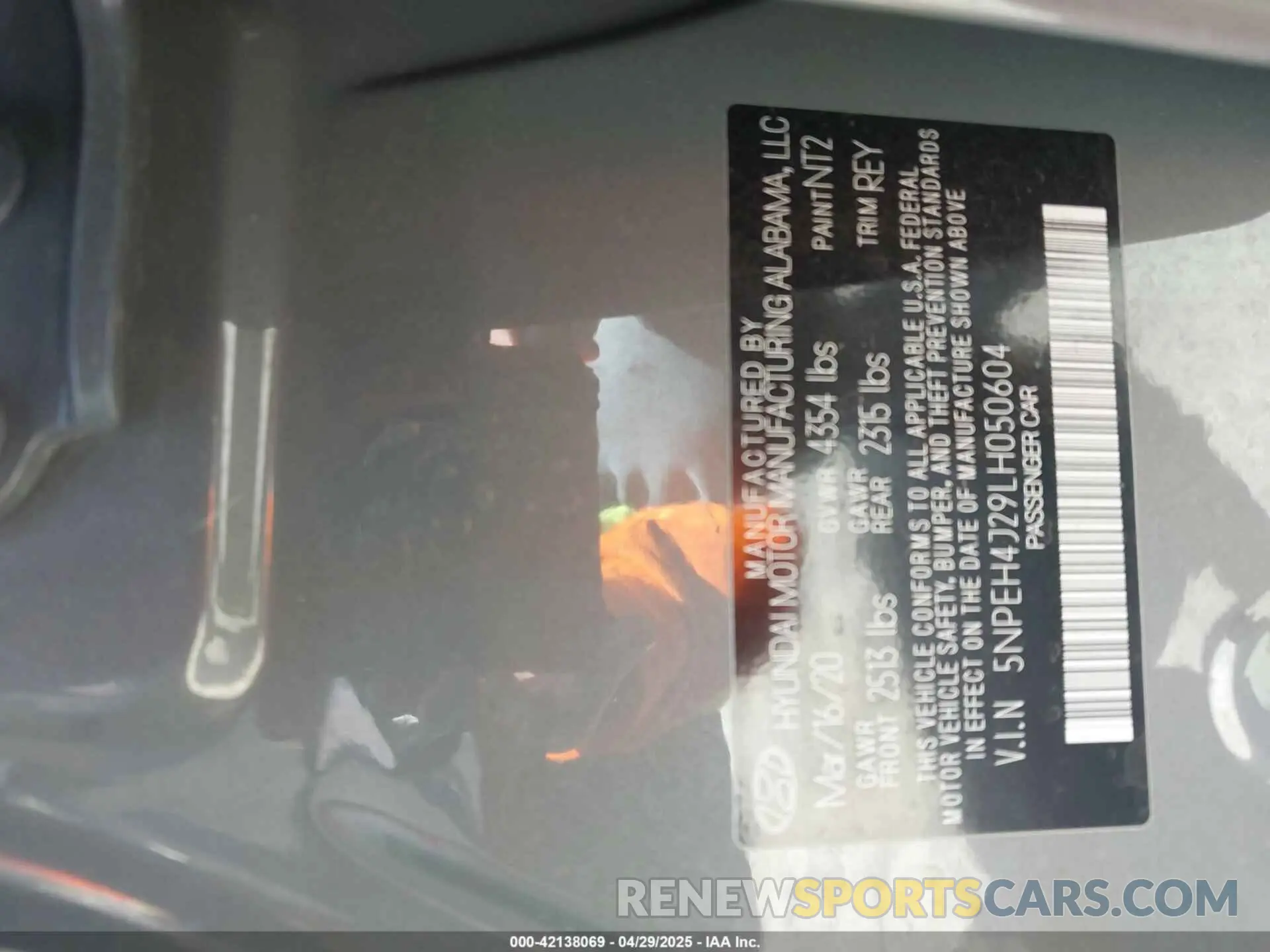 9 Photograph of a damaged car 5NPEH4J29LH050604 HYUNDAI SONATA 2020