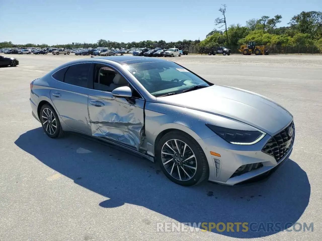 4 Photograph of a damaged car 5NPEH4J2XLH017899 HYUNDAI SONATA 2020