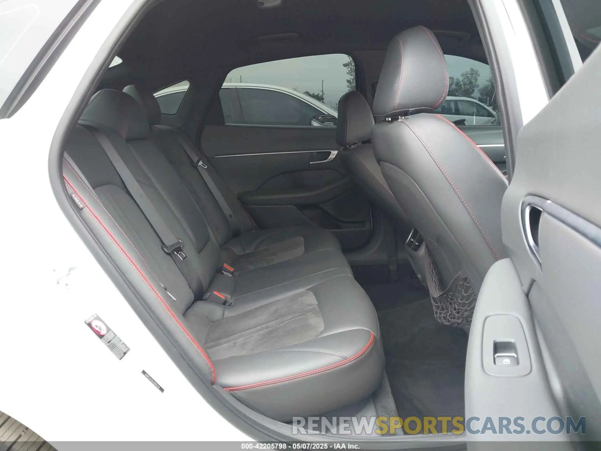 8 Photograph of a damaged car 5NPEJ4J21LH025720 HYUNDAI SONATA 2020