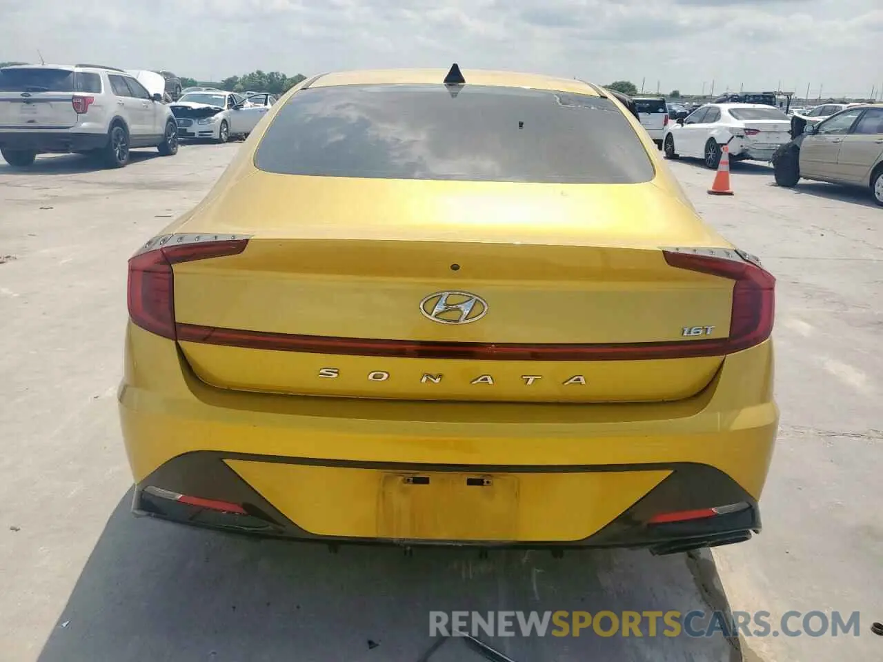 6 Photograph of a damaged car 5NPEJ4J22LH018856 HYUNDAI SONATA 2020