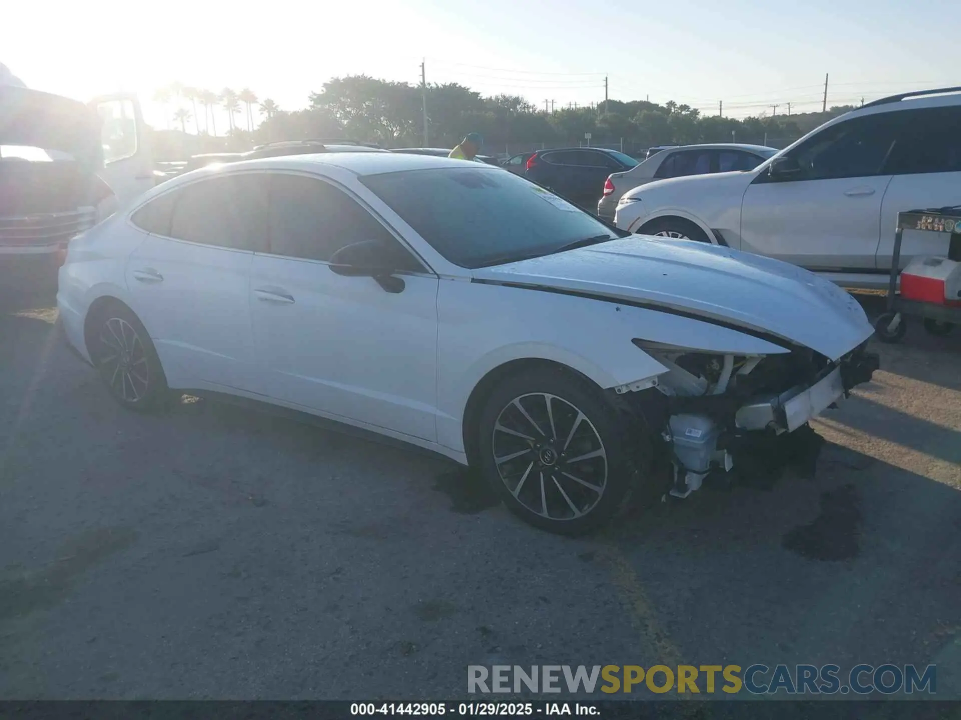 1 Photograph of a damaged car 5NPEJ4J24LH011004 HYUNDAI SONATA 2020
