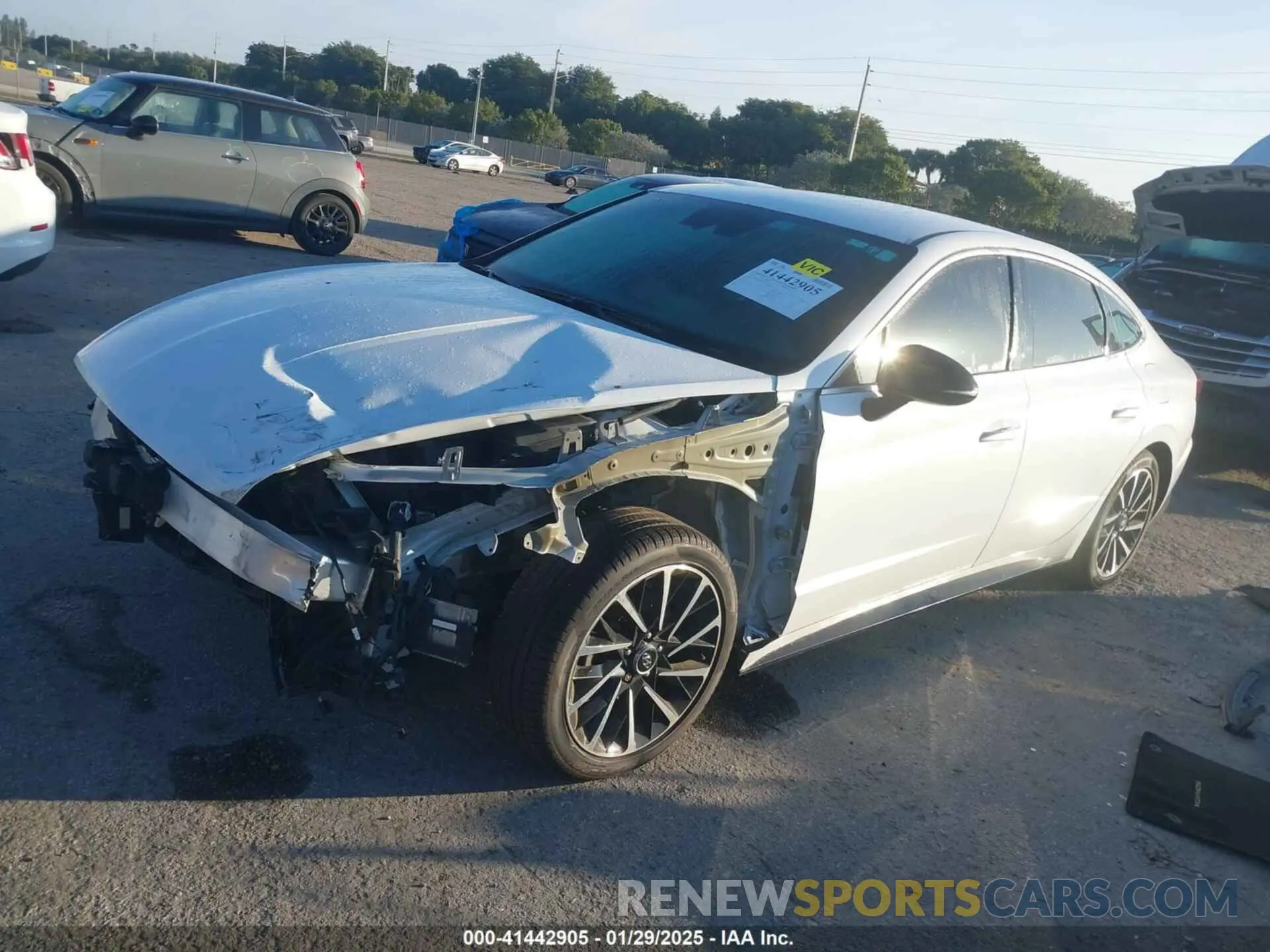 2 Photograph of a damaged car 5NPEJ4J24LH011004 HYUNDAI SONATA 2020