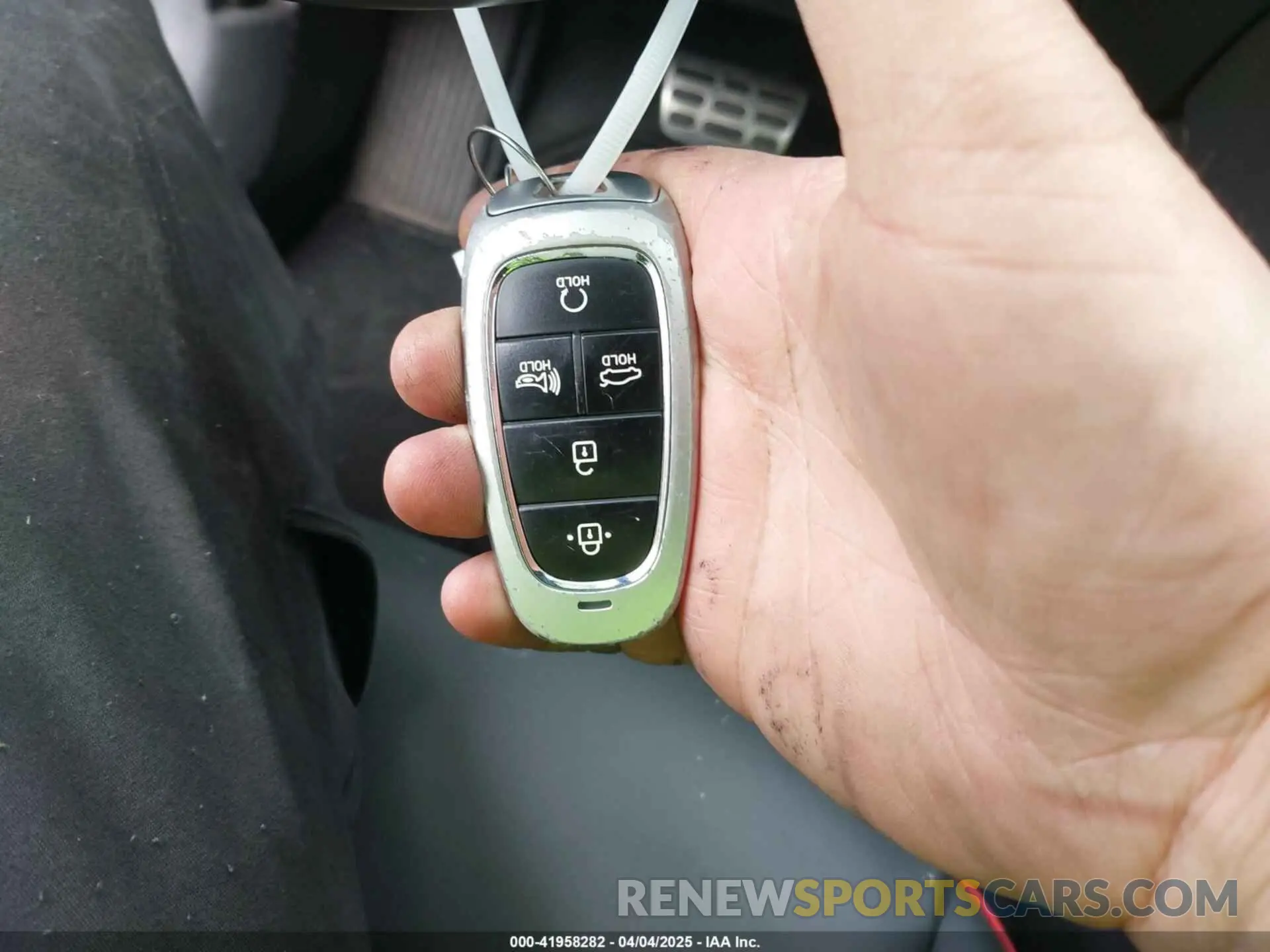 11 Photograph of a damaged car 5NPEJ4J24LH015523 HYUNDAI SONATA 2020