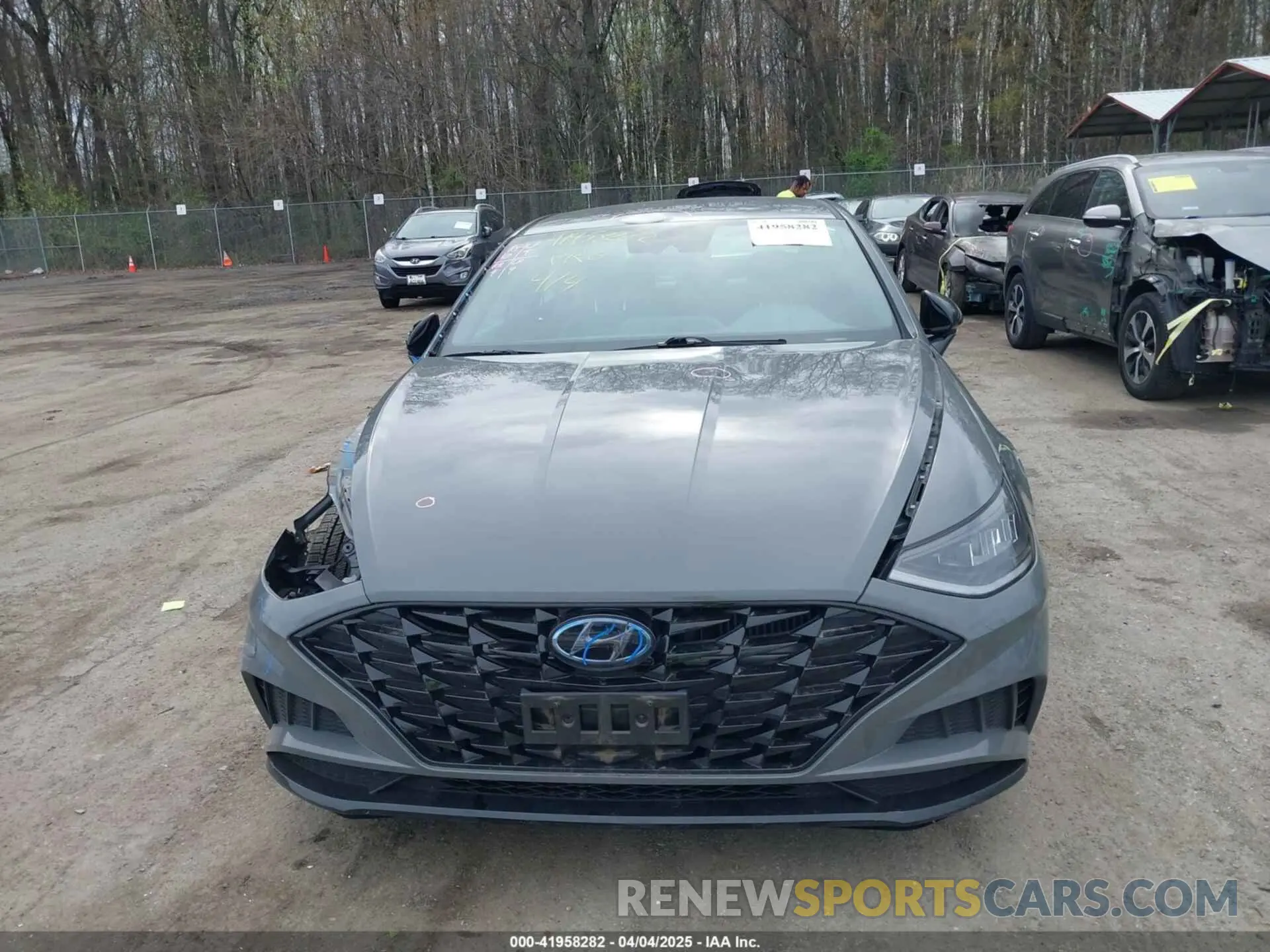12 Photograph of a damaged car 5NPEJ4J24LH015523 HYUNDAI SONATA 2020