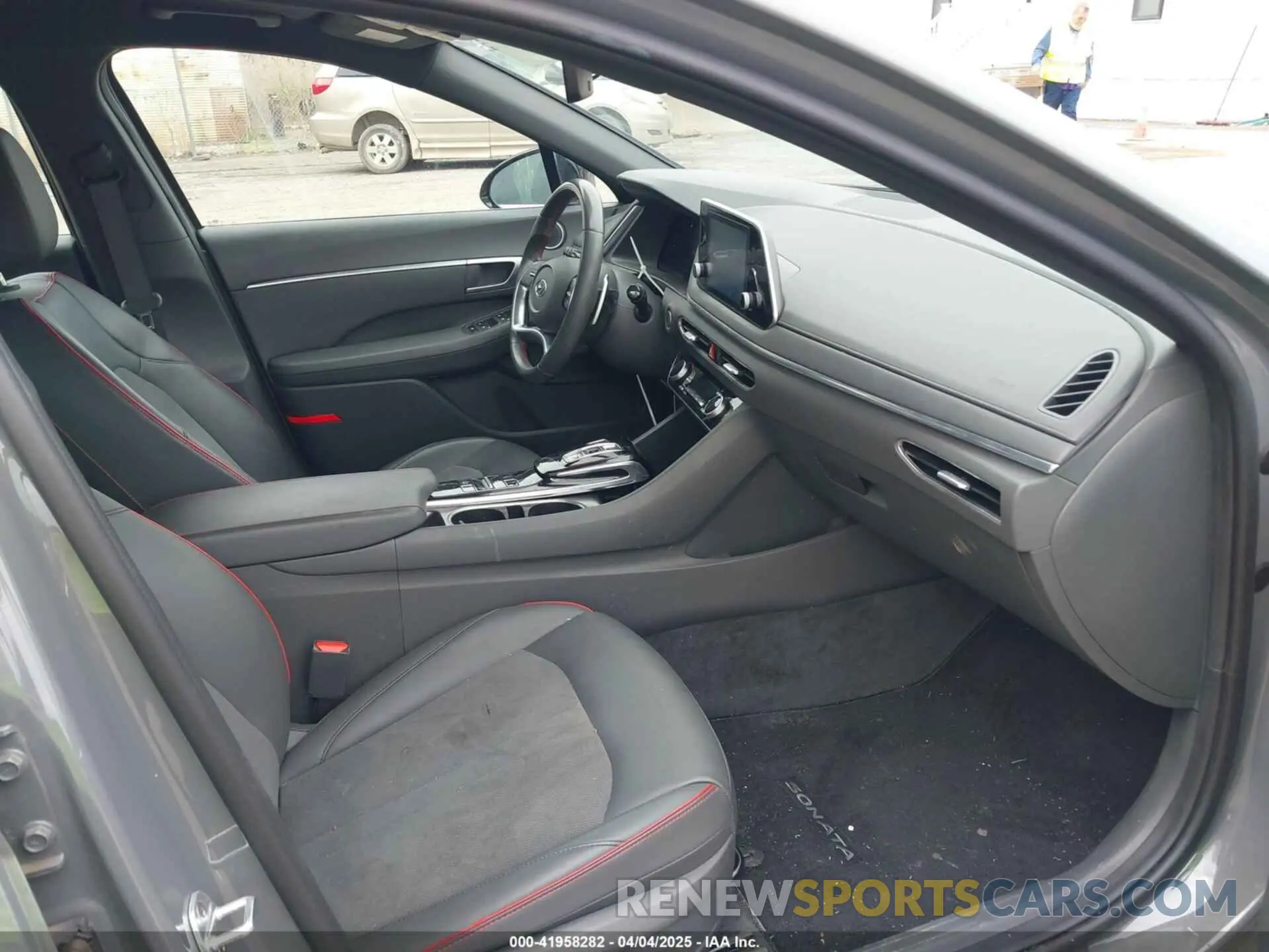 5 Photograph of a damaged car 5NPEJ4J24LH015523 HYUNDAI SONATA 2020