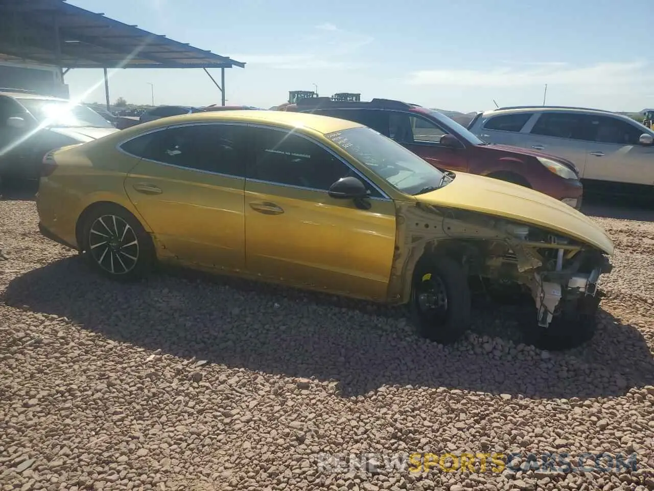 4 Photograph of a damaged car 5NPEJ4J24LH025632 HYUNDAI SONATA 2020