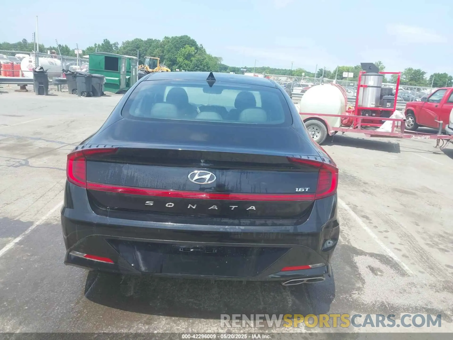 16 Photograph of a damaged car 5NPEJ4J24LH028627 HYUNDAI SONATA 2020