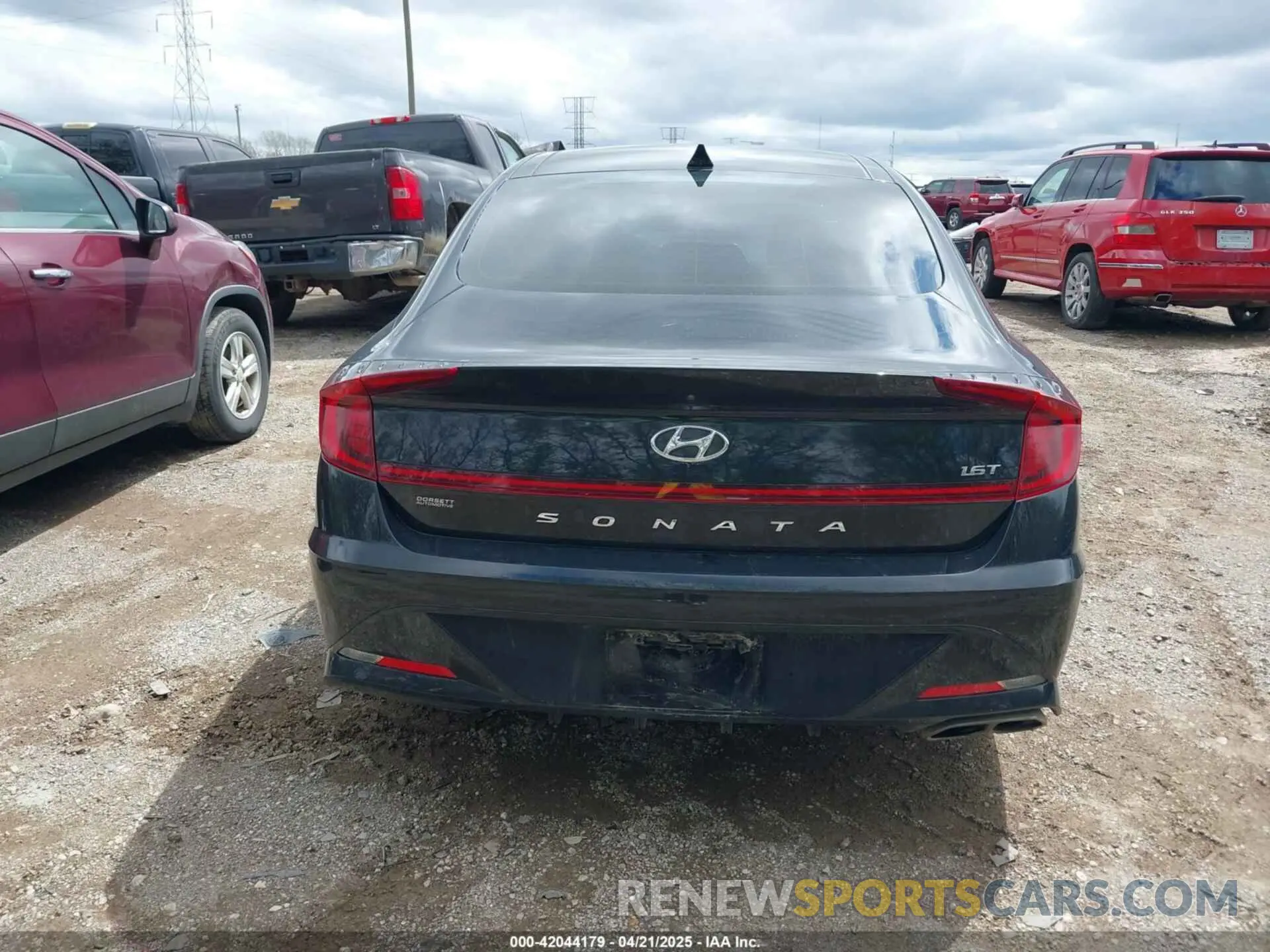 16 Photograph of a damaged car 5NPEJ4J27LH013247 HYUNDAI SONATA 2020