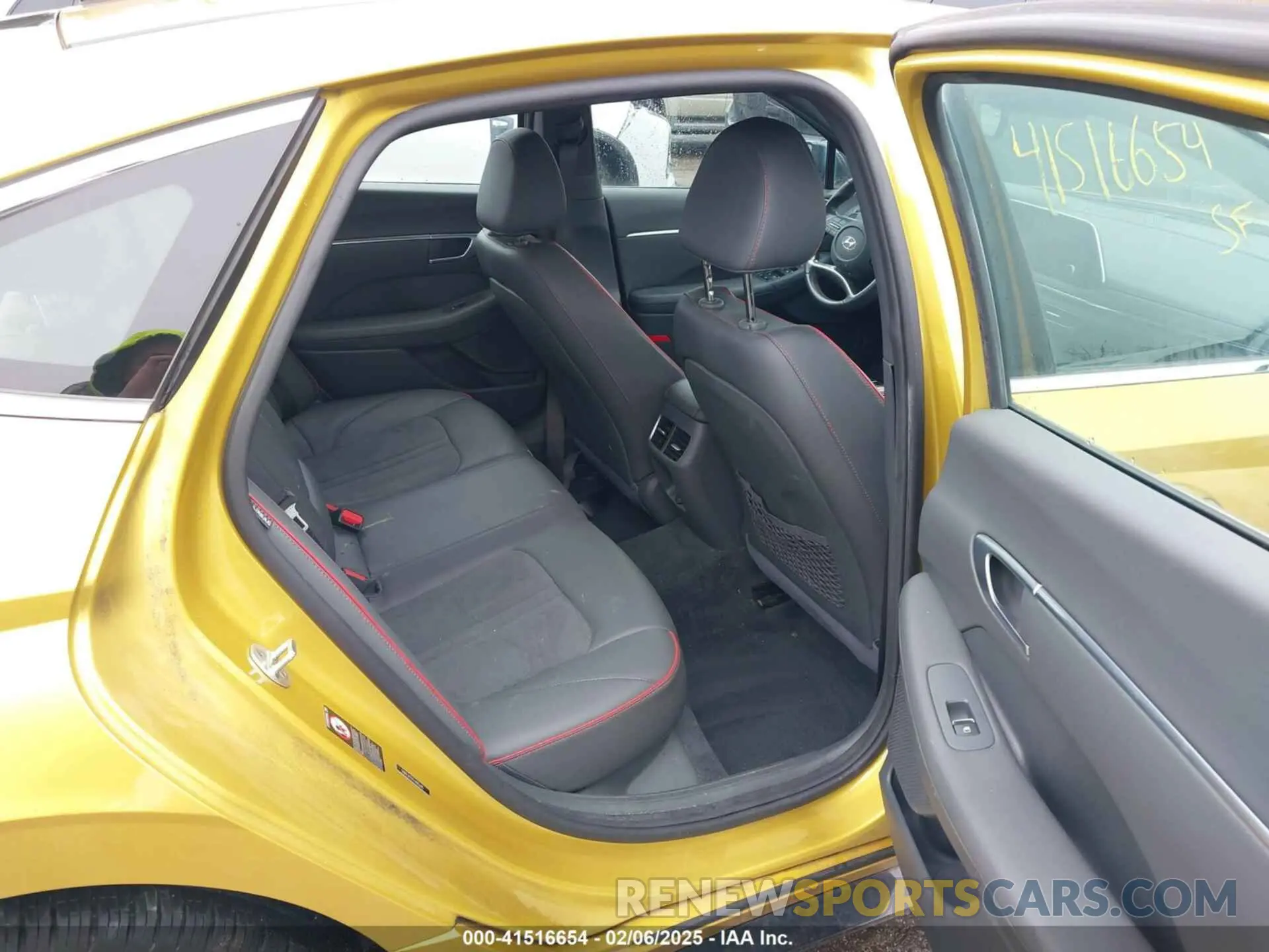 8 Photograph of a damaged car 5NPEJ4J27LH015645 HYUNDAI SONATA 2020