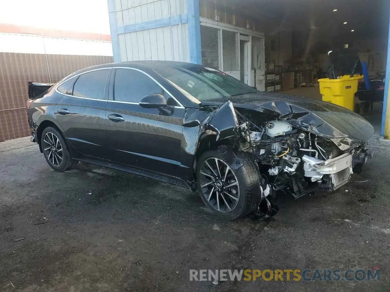 4 Photograph of a damaged car 5NPEJ4J28LH044894 HYUNDAI SONATA 2020