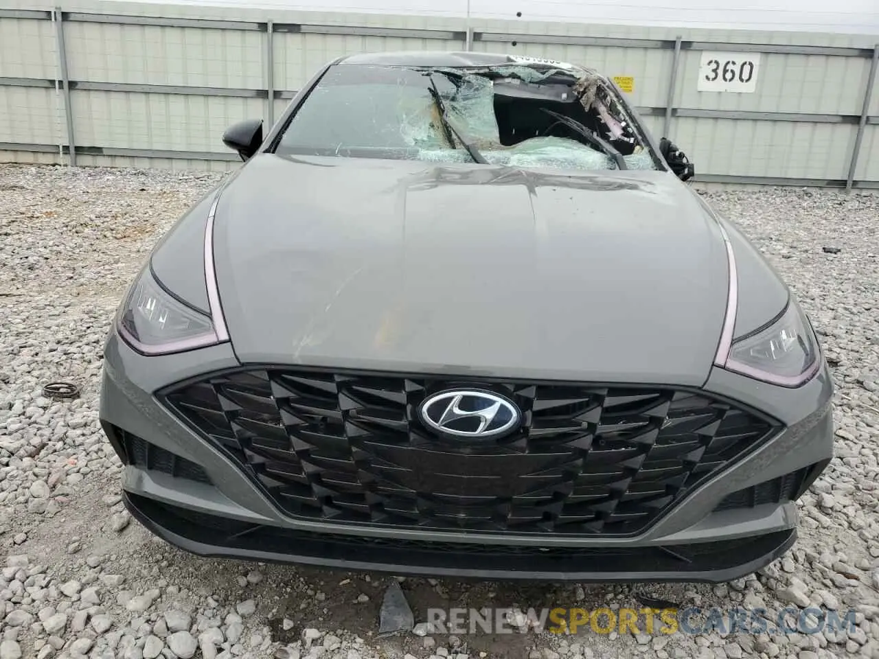 5 Photograph of a damaged car 5NPEJ4J28LH052185 HYUNDAI SONATA 2020