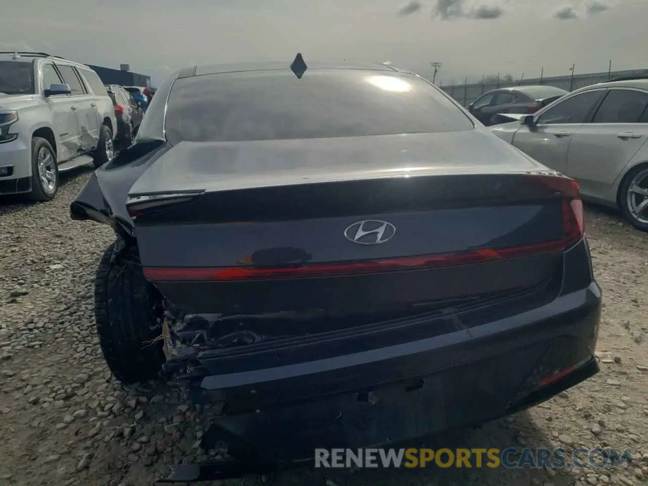 6 Photograph of a damaged car 5NPEJ4J29LH006025 HYUNDAI SONATA 2020