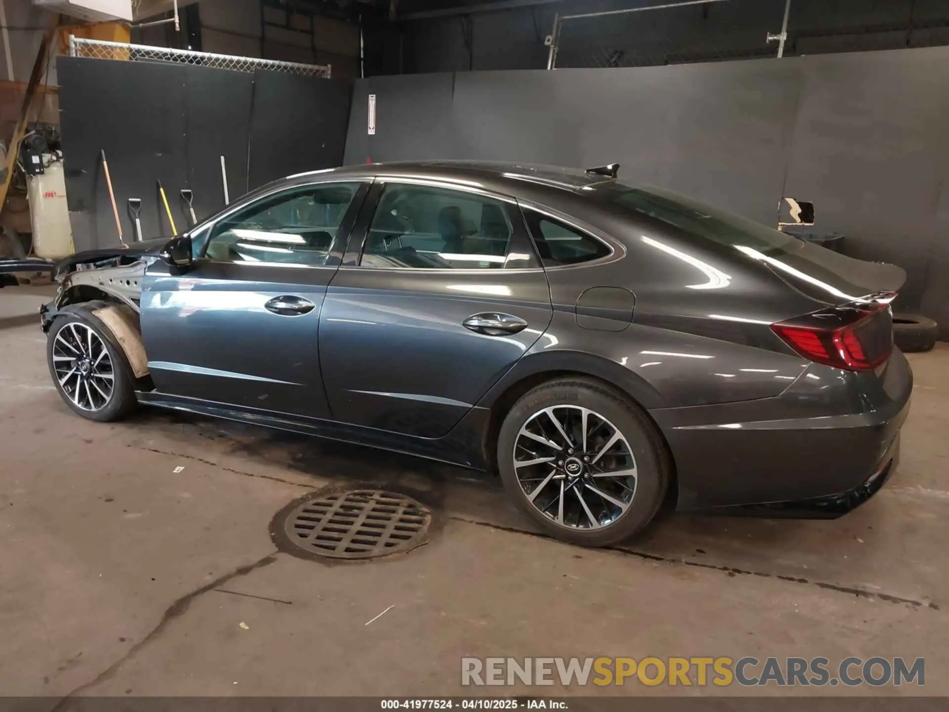 3 Photograph of a damaged car 5NPEJ4J29LH029563 HYUNDAI SONATA 2020