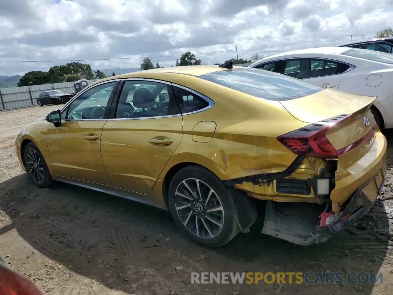 2 Photograph of a damaged car 5NPEJ4J2XLH020516 HYUNDAI SONATA 2020