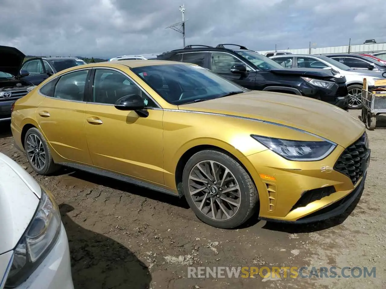 4 Photograph of a damaged car 5NPEJ4J2XLH020516 HYUNDAI SONATA 2020