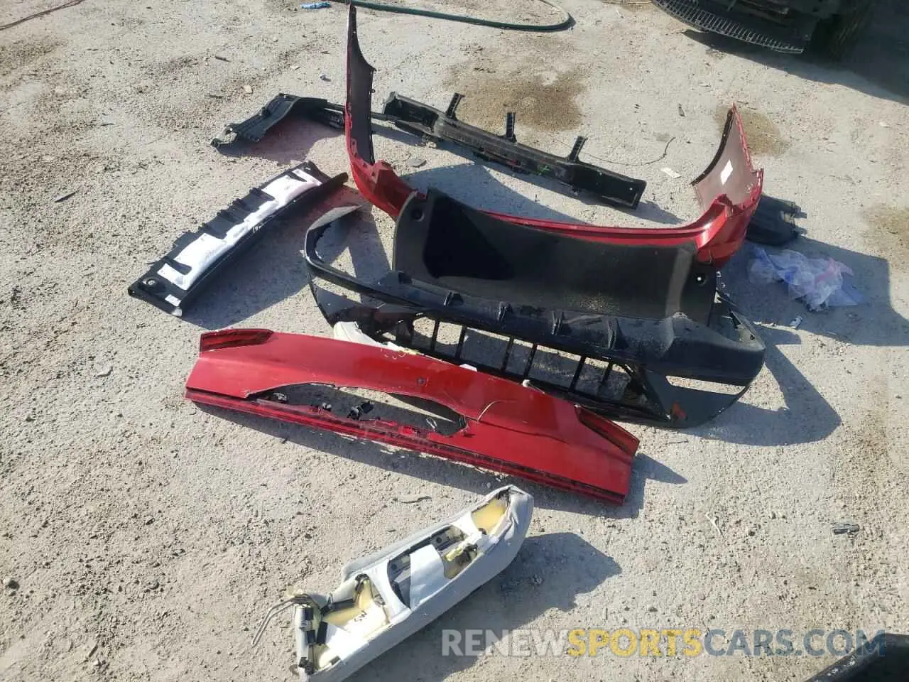 12 Photograph of a damaged car 5NPEL4JA0LH045216 HYUNDAI SONATA 2020