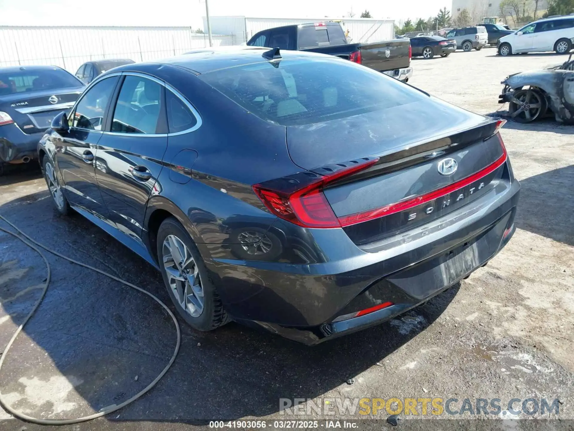 3 Photograph of a damaged car 5NPEL4JA1LH031695 HYUNDAI SONATA 2020