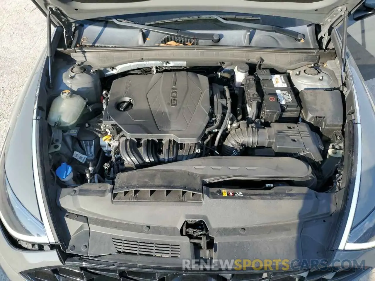 12 Photograph of a damaged car 5NPEL4JA2LH012346 HYUNDAI SONATA 2020