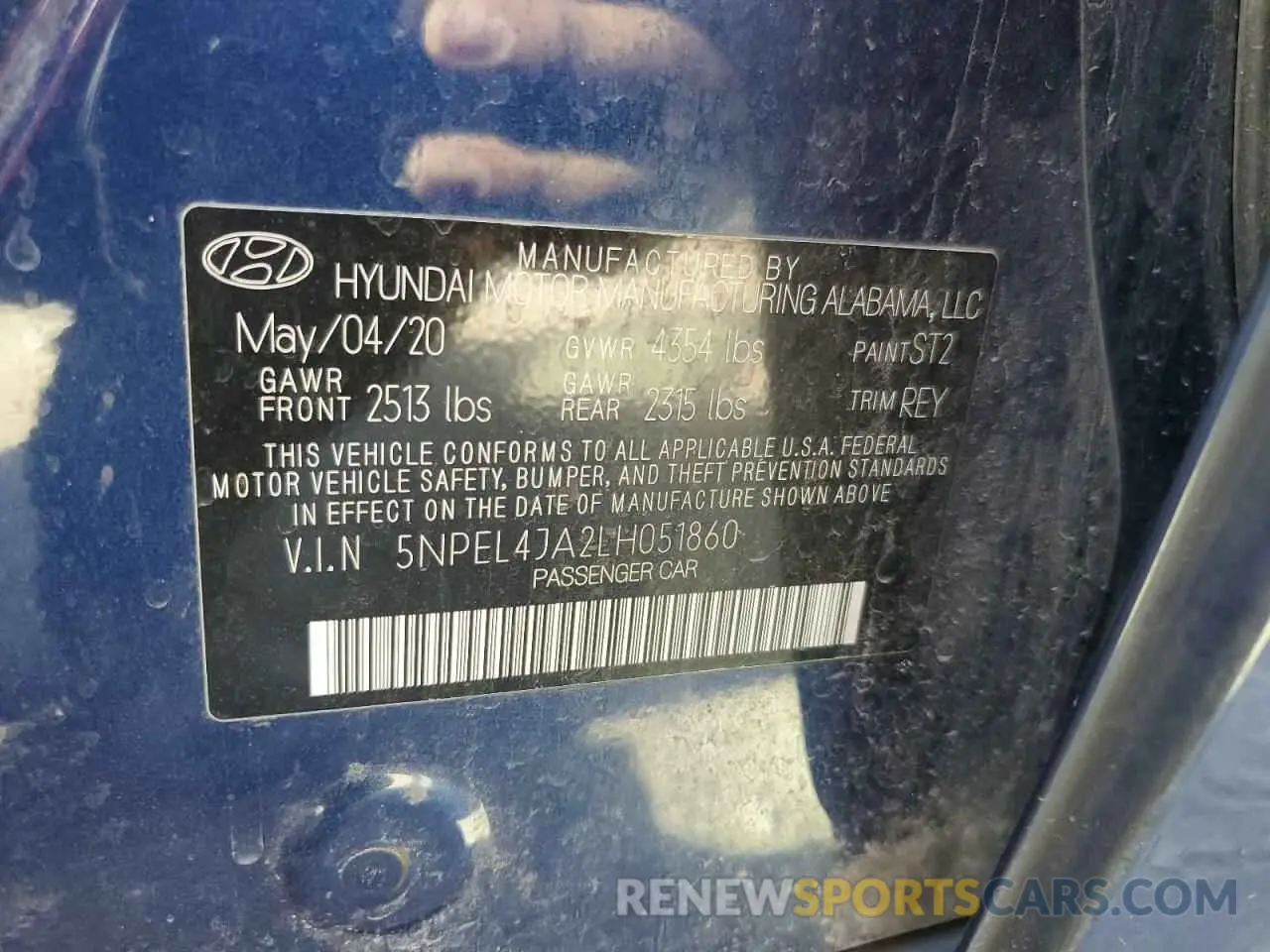 12 Photograph of a damaged car 5NPEL4JA2LH051860 HYUNDAI SONATA 2020