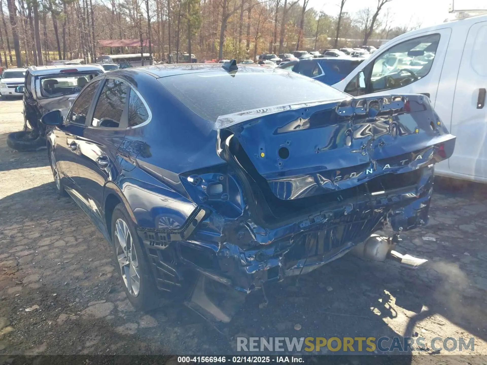6 Photograph of a damaged car 5NPEL4JA3LH010301 HYUNDAI SONATA 2020