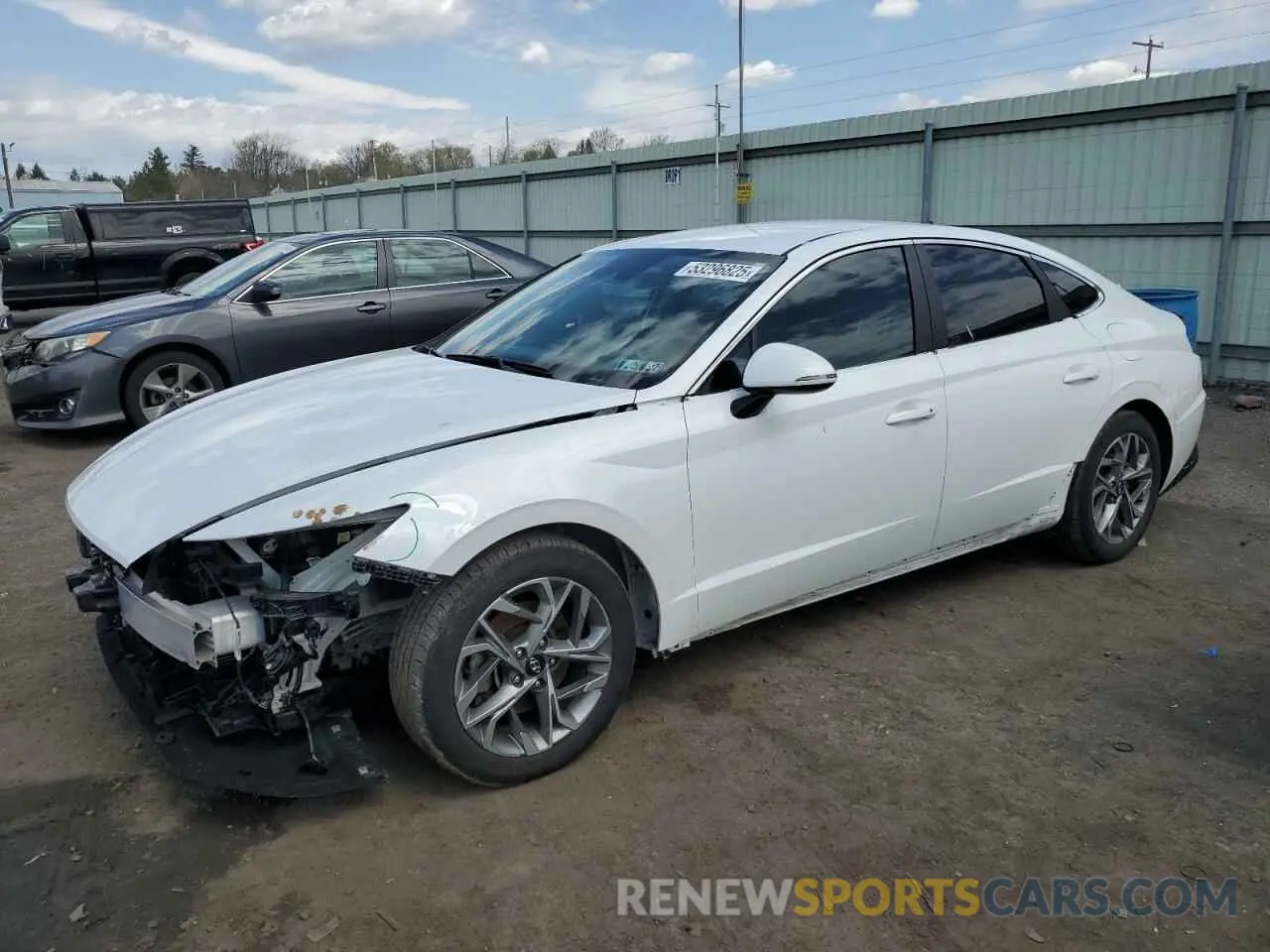 1 Photograph of a damaged car 5NPEL4JA4LH003194 HYUNDAI SONATA 2020