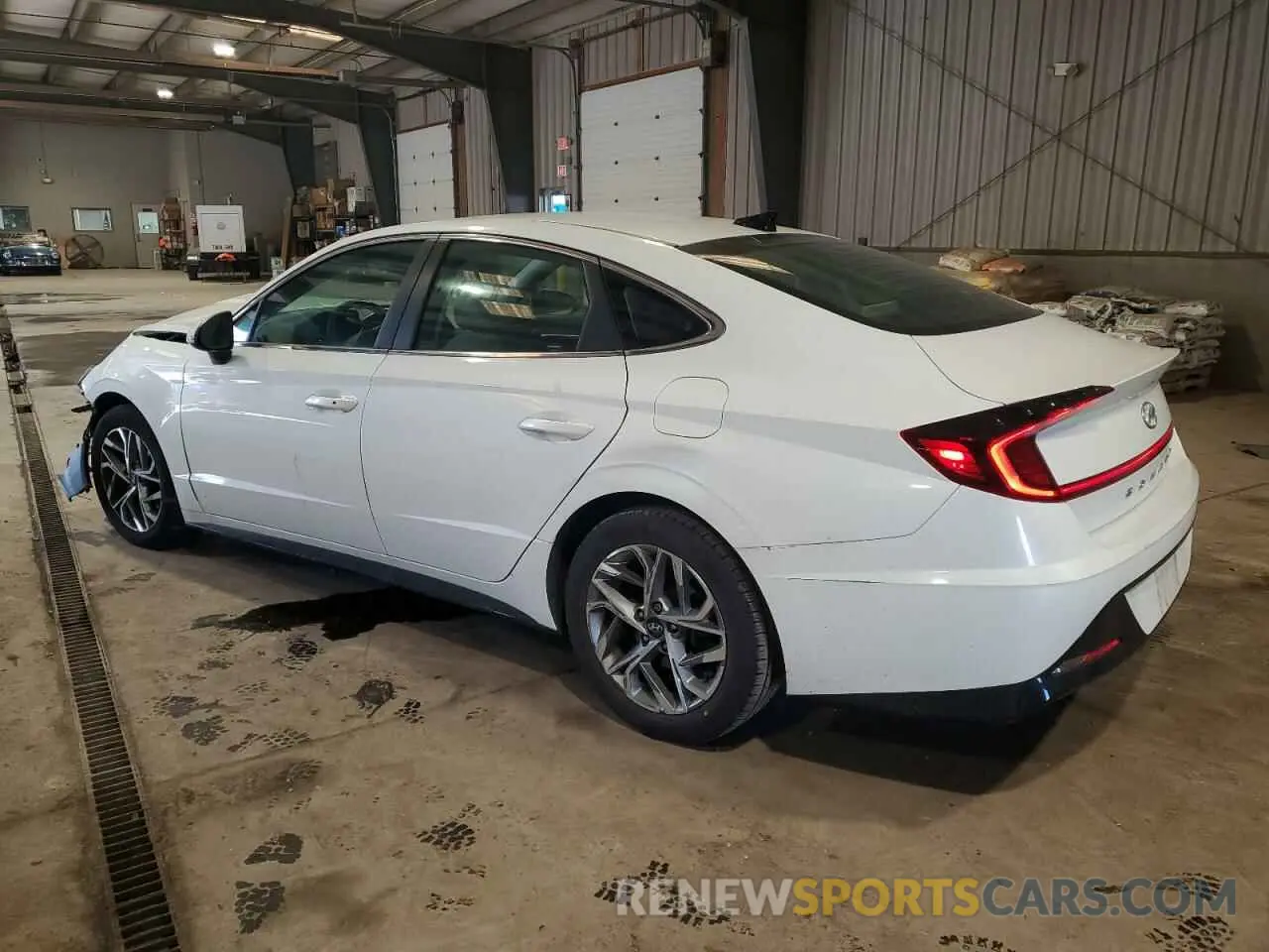 2 Photograph of a damaged car 5NPEL4JA4LH012364 HYUNDAI SONATA 2020