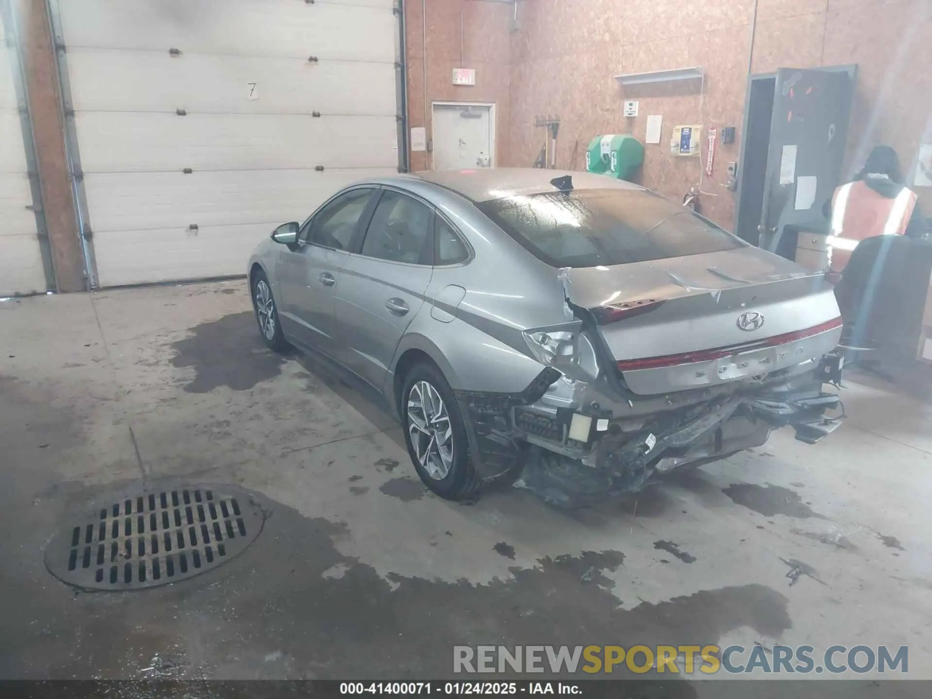 3 Photograph of a damaged car 5NPEL4JA4LH017306 HYUNDAI SONATA 2020