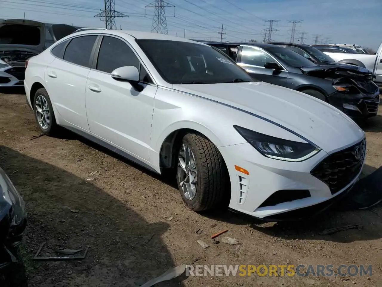 4 Photograph of a damaged car 5NPEL4JA4LH044621 HYUNDAI SONATA 2020