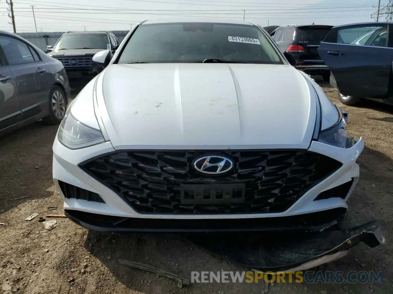 5 Photograph of a damaged car 5NPEL4JA4LH044621 HYUNDAI SONATA 2020